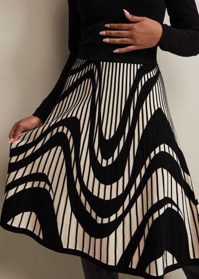 Women Phase Eight Petite Dresses Petite Silvia Fit And Flare Dress Blackivory