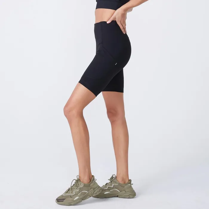 Women Shorts MONROW Movement Shorts Black