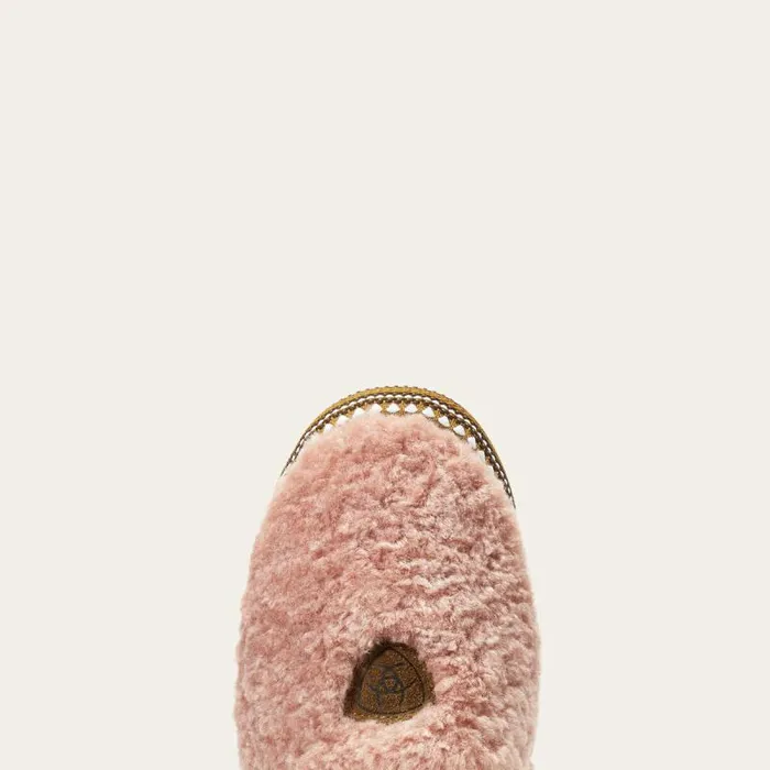 Women Slippers Ariat Snuggle Pink