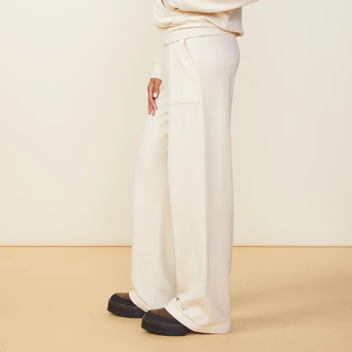 Women Sweats MONROW Supersoft Fleece Patch Pocket Sweat Off White