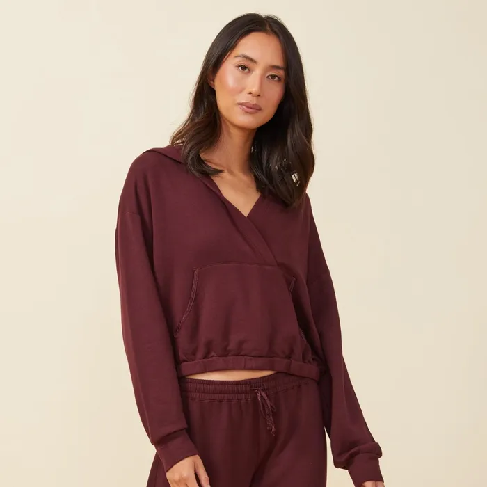 Women Sweatshirts MONROW Supersoft Fleece V Hoody With Silky Piping Merlot