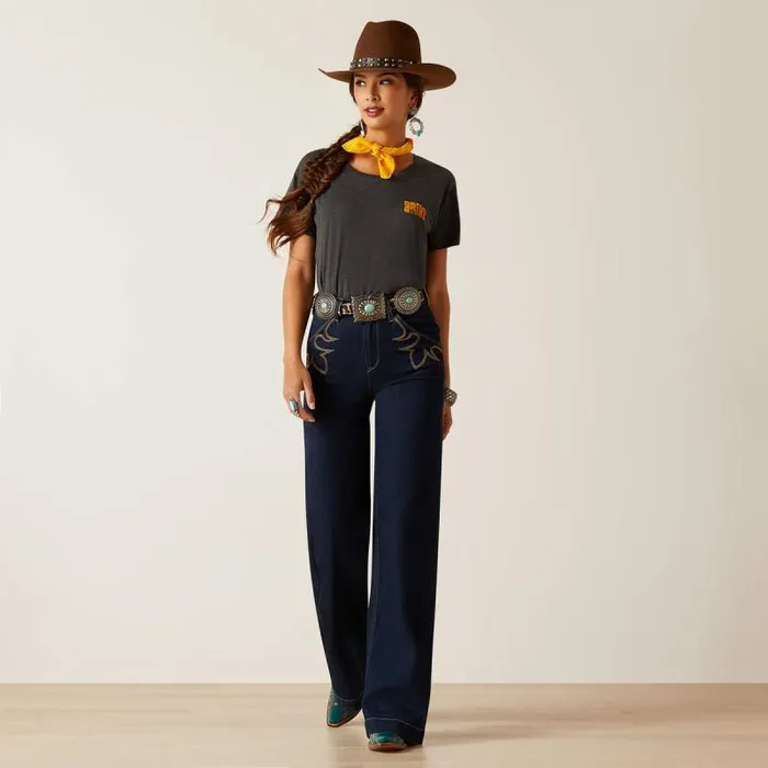 Women TShirts and Tops Ariat Ariat Groovy Sunset TShirt Charcoal Heather Women TShirts and Tops Ariat Ariat Groovy Sunset TShirt Charcoal Heather