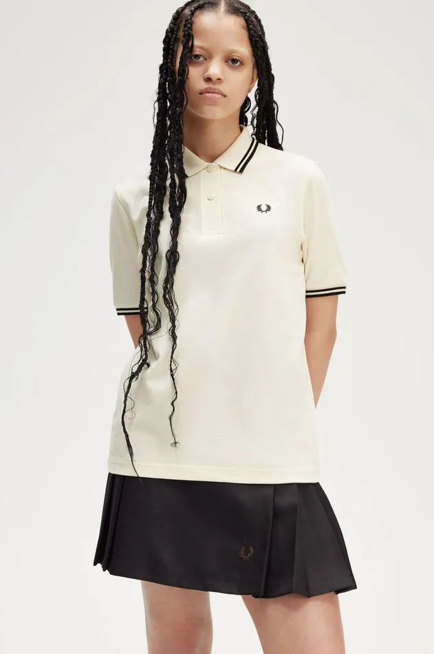 Women The Fred Perry Shirt Fred Perry G3600 Ecrumetallic Blackmetallic Black