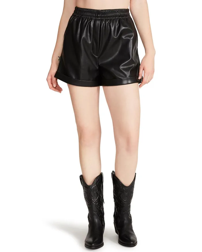 Womens Fonda Short Black Steve Madden Bottoms