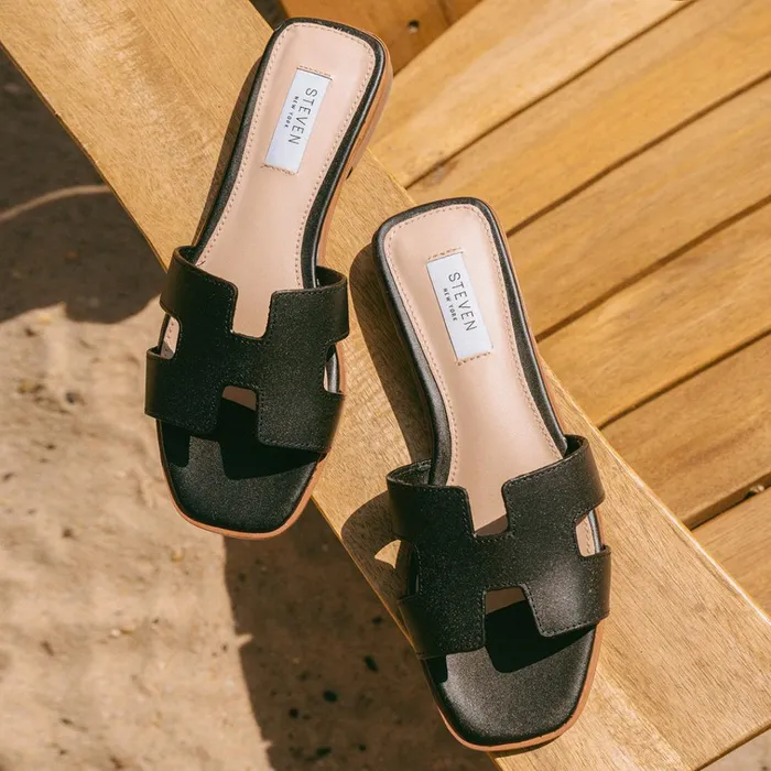 Womens Hadyn Black Leather Steve Madden Sandals