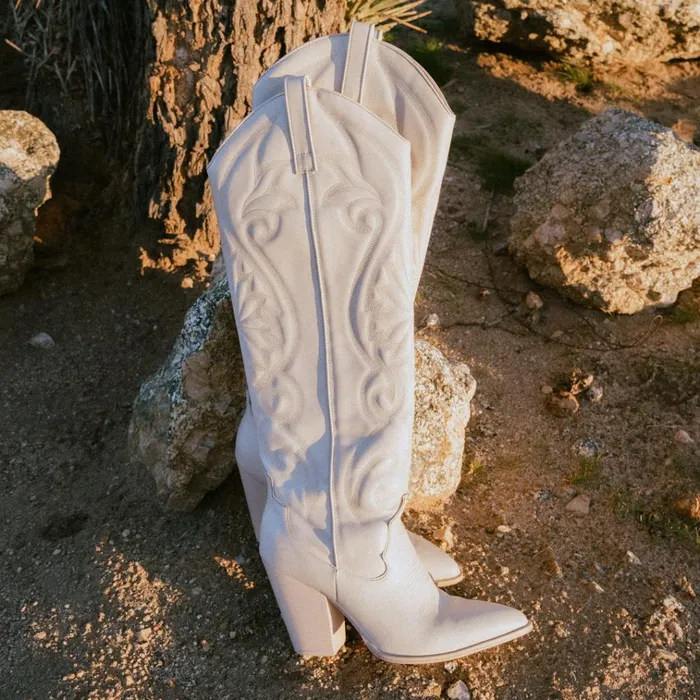 Womens Lasso Bone Leather Steve Madden Boots and Booties