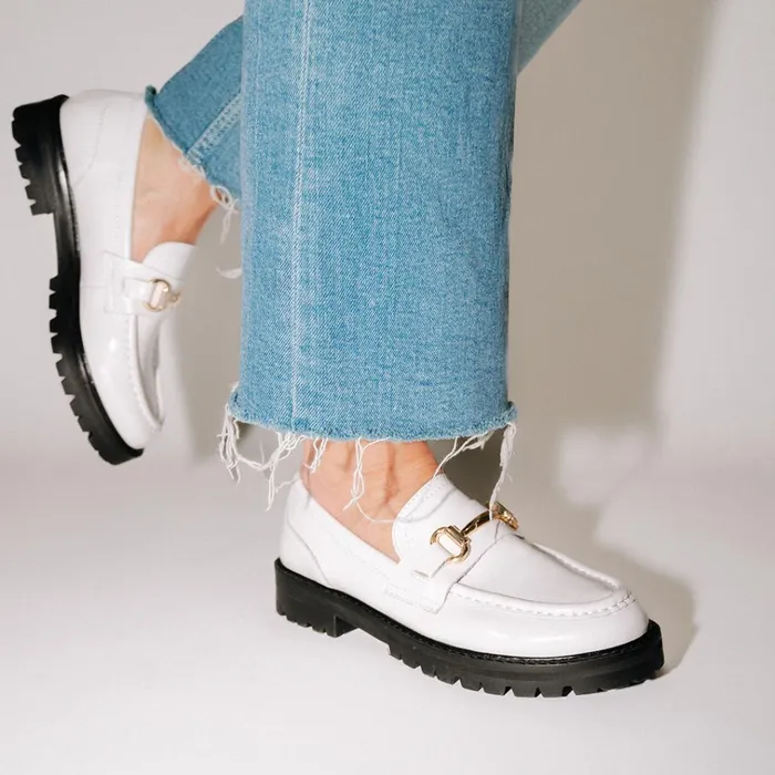 Womens Mistor White Leather Steve Madden Loafers and Flats