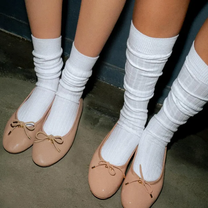 Womens Ribbed Knee High Socks White Steve Madden Socks and Tights Womens Ribbed Knee High Socks White Steve Madden Socks and Tights
