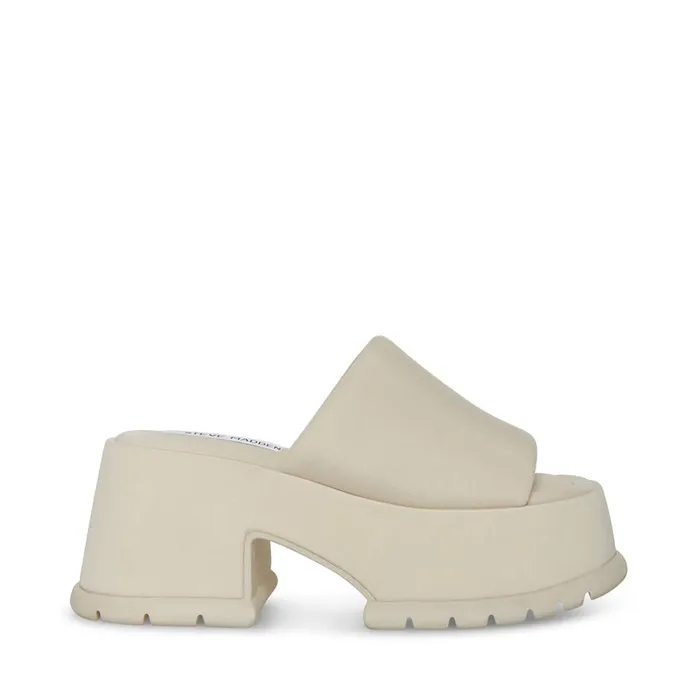 Womens Shelly White Steve Madden Sandals