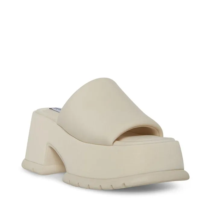 Womens Shelly White Steve Madden Sandals