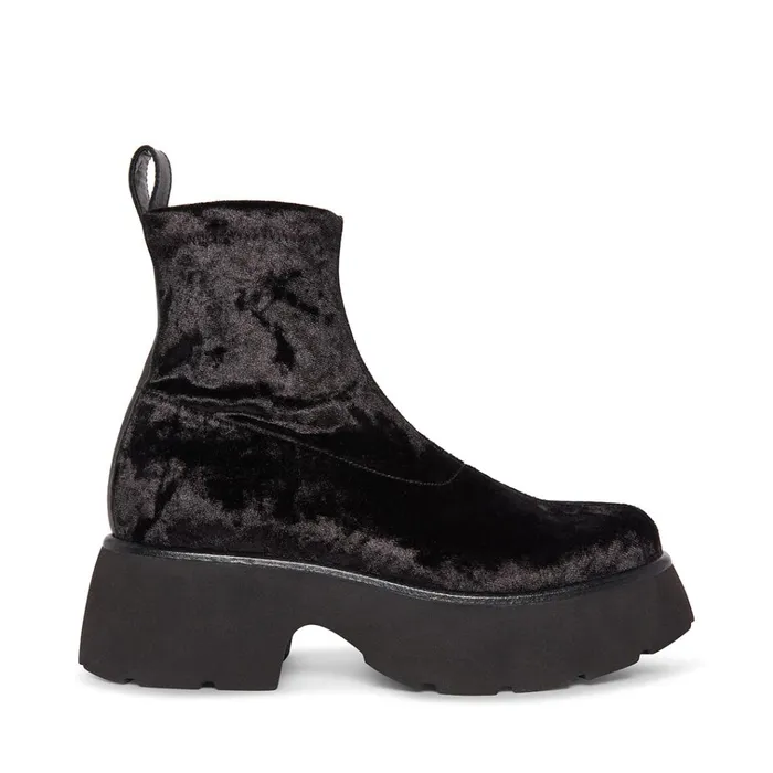 Womens Thelma Black Velvet Steve Madden Boots and Booties