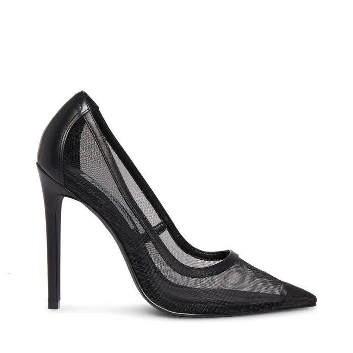 Womens Virtue Black Leather Steve Madden Heels